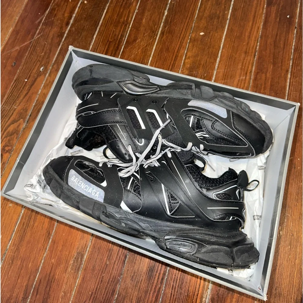 Balenciaga Track Runner’s - Picture 1 of 3